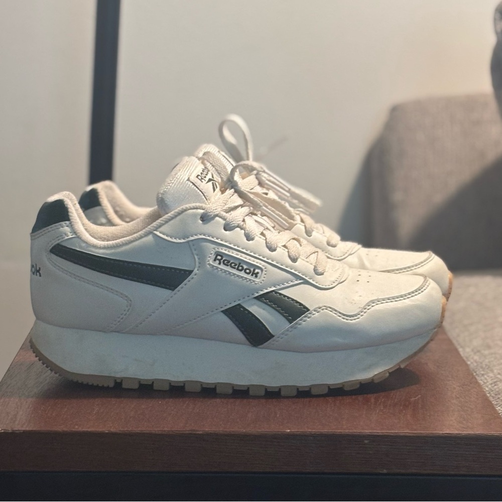 Reebok White and Green Women's Sneakers
